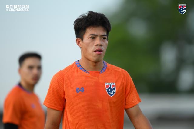 1699949460246016378.jpg 在日本效力的伊坎尼特·潘亚昨天归队参加合练.jpg