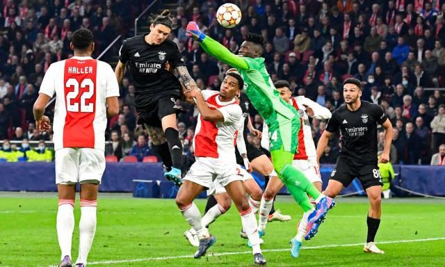 1647390406384038764.jpg 2526.jpg