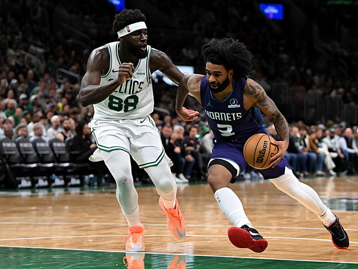 开云电竞-打爆了凯尔特人防线！黄蜂后场新援看起来迅速找到了自己的位置？