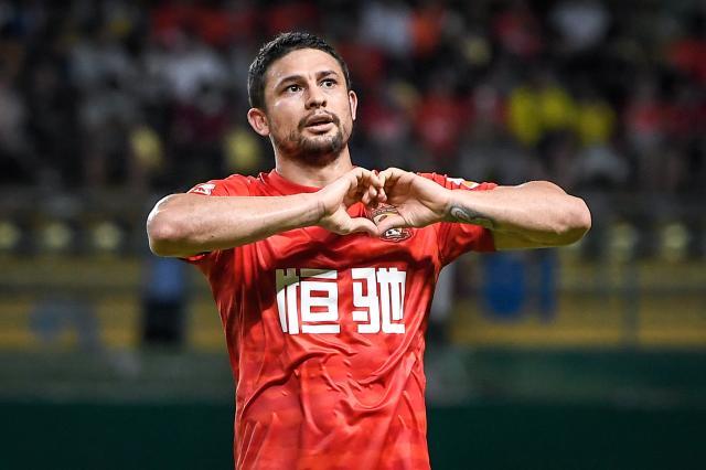 开云官方网站-艾克森三轮比赛独造5球 球迷惊呼：梦回8年前？