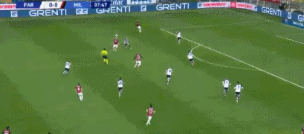 开云官方网站-【意甲】伊布染红雷比奇凯西破门 AC米兰3比1帕尔马